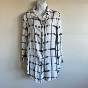 Alison Andrews SzM Classic Layering Button Down 100% Viscose Coastal Grandma